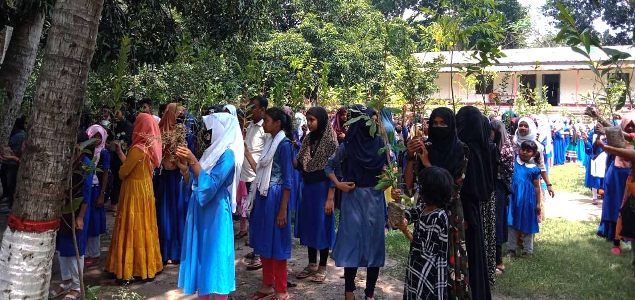 One Tree for One Student